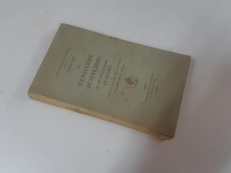 Le Gendarme Schneidig et ses mésaventures en Alsace. Traduit de l'alsacien par Jules Froelich. Illustré par H. Zislin. GEIS, Albert