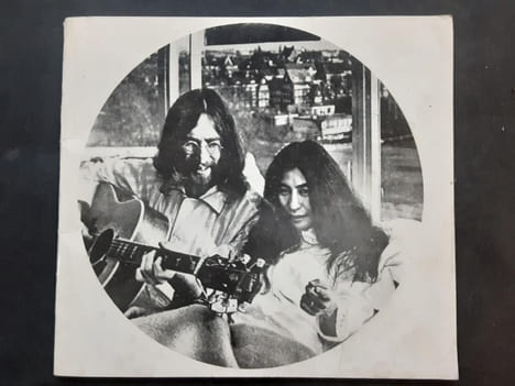 [John Lennon] Catalogue to the fourteen lithographs by John Lennon exhibited in Galerie Taveerne P 96 and Galerie Podulke n.v. in Amsterdam from the ...