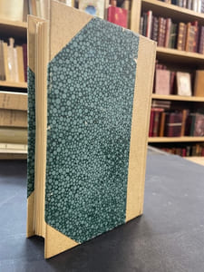 La nuit obscure et la flamme d’amour de Saint Jean de la Croix. Tome troisième des Oeuvres spirituelles du Saint. Edition revue et complétée.