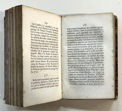 Histoire militaire des Français, par campagnes, depuis le commencement de la Révolution jusqu'à la fin du règne de Napoléon. Ornés de portraits, plans ...