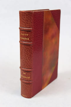La Bataille. Edition décorée d un frontispice à l eau-forte et de compositions dessinées et gravées sur bois par Maurice de Becque. Farrère, Claude