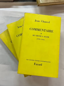 Commentaire. . Tome 1 : De Vienne à Alger ( 1938-1944) - Tome 2 : D'Alger à Berne (1944-1952) - Tome 3 : De Berne à Paris (1952-1962