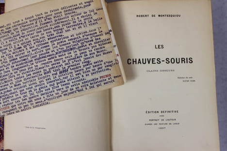 Les Chauves-souris ; Le Chef des odeurs suaves ; Le Parcours du rêve au souvenir ; Les Paons ; Les Perles rouges. MONTESQUIOU Robert de