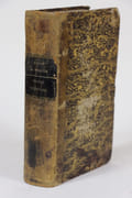 Manuel de médecine et de chirurgie vétérinaires ou l'art de prévenir, soigner et guérir toutes les maladies des animaux propres à l'exploitation des biens ruraux, tels que chevaux, mulets, taureaux, boeufs, vaches laitières, veaux, moutons etc., Et Généralement tous les animaux des fermes et basses-cours et suivi de l'indication des meilleurs procédés connus pour étendre et améliorer les races d'animaux divers, etc. [à la suite] Hygiène vétérinaire militaire par Berttier M. - Séon J. B. Rochas - Image 1