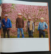The Book of Santa Barbara par Macduff Everton ; Pico Iyer ; Essay ; Mary Heebner; Captions ; Tixcacalcupul Press - Image 3