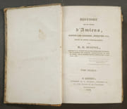 Histoire de la Ville d’Amiens, depuis les Gaulois jusqu'à nos jours orné de douze lithographies [2 volumes] par DUSEVEL, Hyacinthe - Image 3