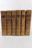 Nouveau dictionnaire historique, ou histoire abrégée... Avec des tables chronologiques pour réduire en corps d'Histoire les articles répandus dans ce ...