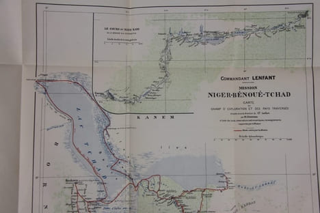 La Grande route du Tchad. . Mission de la Société de Géographie. Préface de M. Le Myre de Vilers, Introduction de Maurice Albert . . LE MYRE de ...