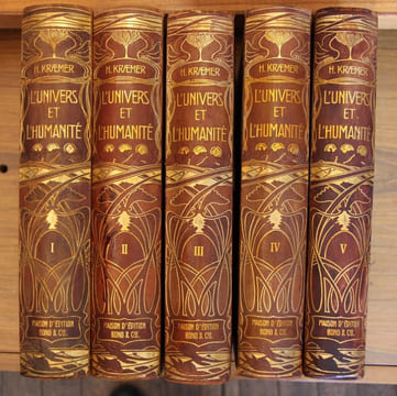 L’Univers et l’Humanité. histoire des différents systèmes appliqués à l’étude de la Nature. Utilisation des forces naturelles au service des peuples.. ...