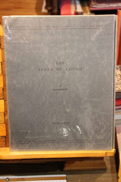Les cordophones du Congo belge et du Ruanda-Urundi [2 volumes]. [Congo belge] Laurenty, Jean-Sébastien