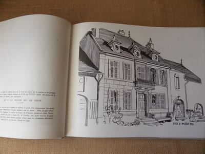 La maison rurale en Franche-Comté. Un recueil commenté de dessins au trait, une étude sommaire de la maison des paysans.