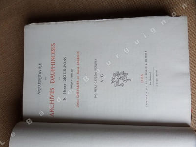 Inventaire des Archives Dauphinoises de M. Henry Morin-Pons, dossiers généalogiques A - C.