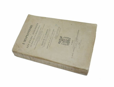 L'hypnotisme et les états analogues au point de vue médico-légal... Préface par M. le Dr P. Brouardel. GILLES DE LA TOURETTE, Georges