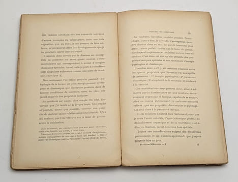 Aperçu historique sur les ferments et fermentations normales et morbides s'étendant des temps les plus reculés à l'année 1900. ROUSSY, Jean-Baptiste