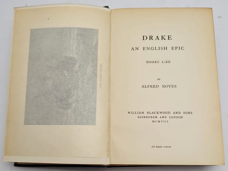 Drake, An English Epic. NOYES, Alfred