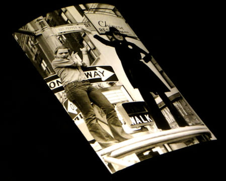 [Photographie originale figurant  John Lennon].. PHILIPS (Anne) - [LENNON (John)].