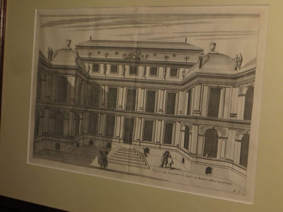  [Gravure ainsi légendée :] Fasse du costé du parterre de l'hostel de Fontenet à Paris.