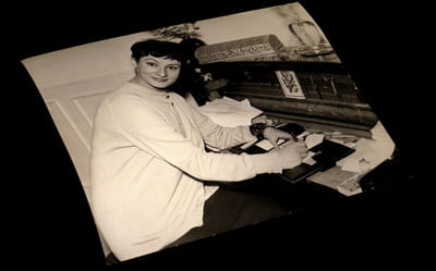 [Photographie originale figurant Barbara].