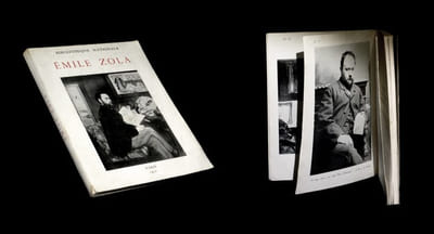 Emile Zola - Exposition organisée par la Bibliothèque nationale  pour le cinquantième anniversaire de sa mort.