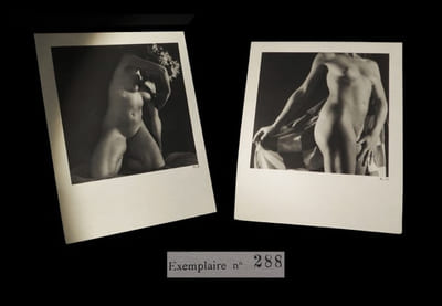 Images d'une femme - Vingt-quatre [24] études de nu.