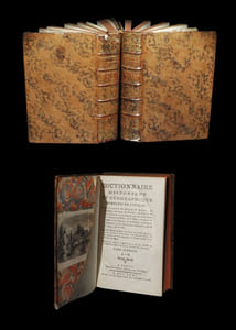 Dictionnaire historique et géographique portatif de l'Italie contenant une description des Royaumes, des Républiques, des Etats des provinces, des villes et des lieux principaux de cette contrée, avec des  Observations sur le commerce, le génie, les moeurs et l'industrie de ses habitants, sur la musique, la peinture, l'architecture, sur les choses les plus remarquables, soit de la nature, soit de l'art. Ensemble : L'Histoire des Rois, des Papes, des grands hommes, des écrivains et artistes célèbres, des guerriers illustres et une exposition des lois principales, des usages singuliers et du caractère des Italiens.