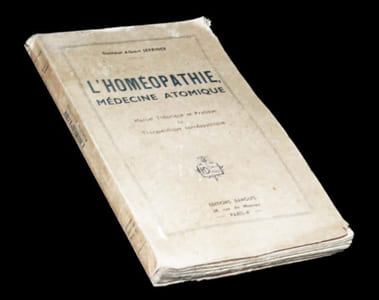 L'Homéopathie, médecine atomique - Manuel théorique et pratique de thérapeutique homéopathique.