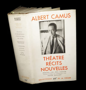 Théâtre - Récits - Nouvelles [comprenant :]  Caligula - Le Malentendu - L'Etat de siège - Les Justes - Révolte dans les Asturies - Les Esprits - La Dévotion de la croix - Un cas intéressant - Le Chevalier d'Olmedo - Requiem pour une nonne - Les Possédés - L'Etranger - La Peste - La Chute - L'Exil et le royaume - La Femme adultère - Le Renégat ou un esprit confus - Les Muets - L'Hôte - Jonas - La Pierre qui pousse.