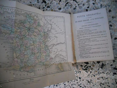 Petite geographie a l'usage des ecoles primaires de la Haute-Marne