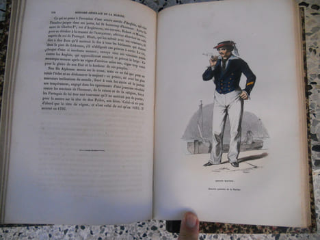 Histoire générale de la Marine comprenant les naufrages célèbres, les voyages autour du monde, les découvertes et colonisations, l'histoire des ...