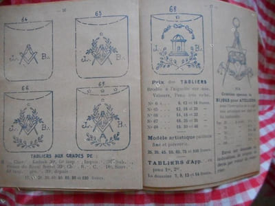 H:. Audouin - Catalogue de decors mac:. - Cordons, sautoirs, tabliers, bijoux, breloques, insignes, drapeaux, bannieres, jetons, medailles, plaquettes, epingles de cravates, broches 