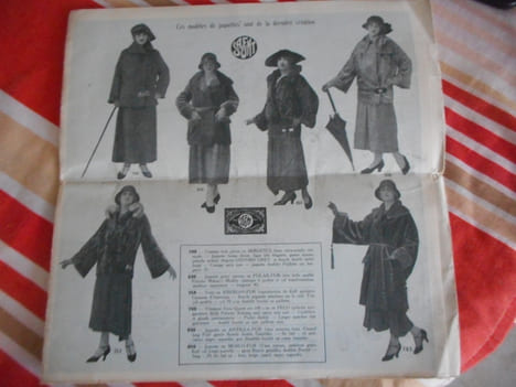 (vieux papiers) Catalogue "Fabrique Safhunt, à Paris, Manteaux de dames, Hiver 1923-1924". Anonyme