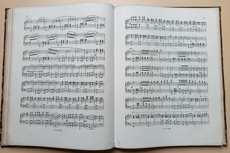 Méthode d'orgue Harmonium contenant toutes les explications nécessaires pour la parfaite connaissance de l'instrument. 50 leçons progressives pouvant ...