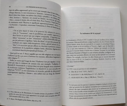 Lot de 7 livres sur les Hittites, comprenant : Les Hittites et leur histoire (trois volumes, 2007-2008). Histoire Du Mitanni, 2003 / Suppiluliuma et ...
