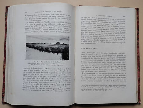 La côte atlantique de la Loire à la Gironde – Tome II : L’Homme et la Mer. Étude de Géographie humaine.. Papy, Louis