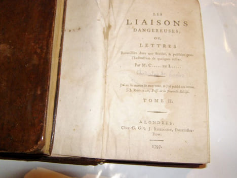 LES LIAISONS DANGEREUSES. LETTRES RECUEILLIES DANS UNE SOCIETE' ET PUBLIEES POUR L'INSTRUCTION DE QUELQUES AUTRES. PAR C*** DE L***. . CHODERLOS DE ...