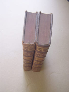 Les Commentaires de César, De la traduction de N. Perrot, Sieur d'Ablancourt Avec des remarques sur la traduction.Traduction seule. Nouvelle édition ...