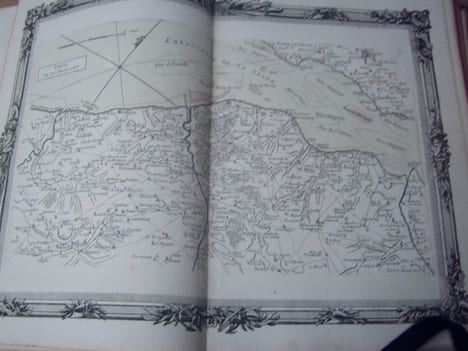 BRION DE LA TOUR L . Partie de la Bretagne. (7). carte coloriée encadrée d'une belle bordure gravée. BRION DE LA TOUR L .