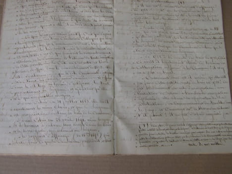 manuscrit : Precis pour les heritiers Athoron d'Artignosc, demandeurs par exploit du 25 mai 1856 contre la Commune d' Artignosc. Artignosc-sur-Verdon ...