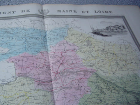 Carte du Département du MAINE et LOIRE avec vue de Angers dréssée par Donnet. Alexis Donnet DONNET ,FREMIN et LEVASSEUR ou DONNET and MONIN