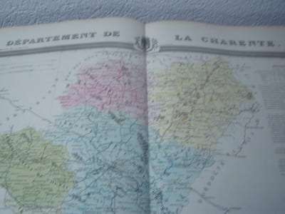 Carte du Département de la CHARENTE avec vue d' Angouléme, dréssée par Donnet