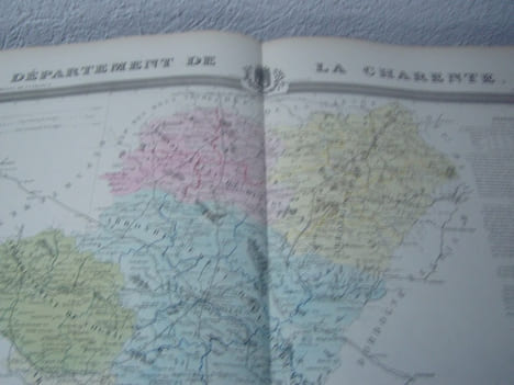 Carte du Département de la CHARENTE avec vue d' Angouléme, dréssée par Donnet. Alexis Donnet DONNET ,FREMIN et LEVASSEUR ou DONNET and MONIN