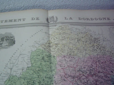 Carte du Département de la DORDOGNE avec vue de Périgeux dréssée par Donnet