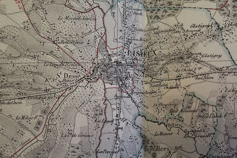 Atlas du Calvados. 35 Cartes topographiques des cantons, dressées sous les auspices du Conseil général et sous l'administration de M. Target, ...