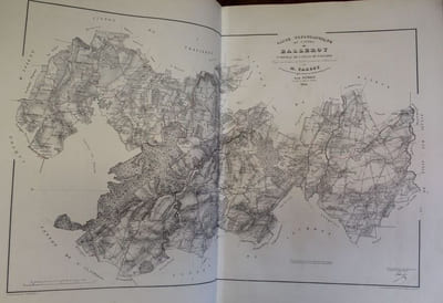 Atlas du Calvados. 35 Cartes topographiques des cantons, dressées sous les auspices du Conseil général et sous l'administration de M. Target, Commandeur de la Légion D'Honneur et Préfet du Département,  par SIMON, Géomètre en chef du Cadastre. Bayeux - Beny-Bocage (Le) - Blangy-Le-Château  Bourguebus - Bretteville-Sur-Laize  Caen  Cambremer - Caumont-L'Eventé - Condé-Sur-Noireau  Couliboeuf  Creully - Douvres-La-Délivrande  Dozulé  Evrecy  Falaise  Harcourt  Honfleur - Isigny-Sur-Mer - Lisieux  Livarot - Mézidon-Canon  Orbec - Pont-L'Evêque  Ryes - Saint-Pierre-Sur-Dives - Saint-Sever-Calvados - Tilly-Sur-Seulles  Trevieres  Vassy - Vire.