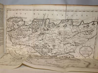 Voyages de M. Shaw,.M.D. dans plusieurs provinces de la Barbarie et du Levant, contenant des observations géographiques, physiques, philologiques,... sur les royaumes d'Alger et de Tunis, sur la Syrie, l'Égypte et l'Arabie Pétrée, Extraits de plusieurs auteurs anciens, et autres pieces qui servent de preuves & d'éclaircissemens à cet ouvrage. Avec des cartes et des figures. Traduits de l'anglois,...