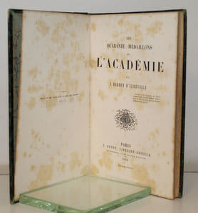 Les Quarante médaillons de l'Académie.
