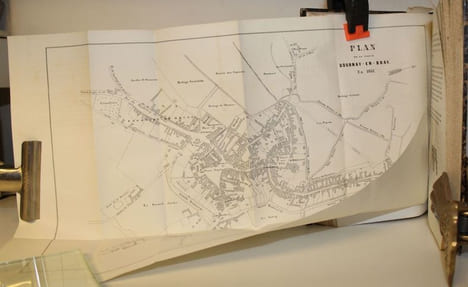 Essai historique et archéologique sur le canton de Gournay. [Suivi de] Dictionnaire du patois du Pays de Bray.. DECORDE (Abbé J.-E).