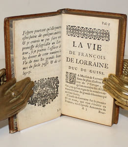 La vie de François de Lorraine duc de Guise. La vie de Galeas Caraciol, marquis de Vico; Et l'Histoire de la fin tragique de François Spiere. Mises en François par le sieur de Lestan.