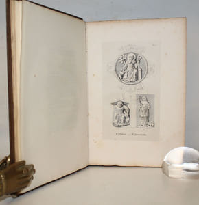 Essai sur les Enervés de Jumièges et sur quelques décorations singulières des églises de cette abbaye; suivi du miracle de Sainte Bautheuch.