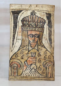 Miniature peinte en couleurs sur peau de vélin représentant une sainte ou la Vierge couronnée tenant un petit vase.